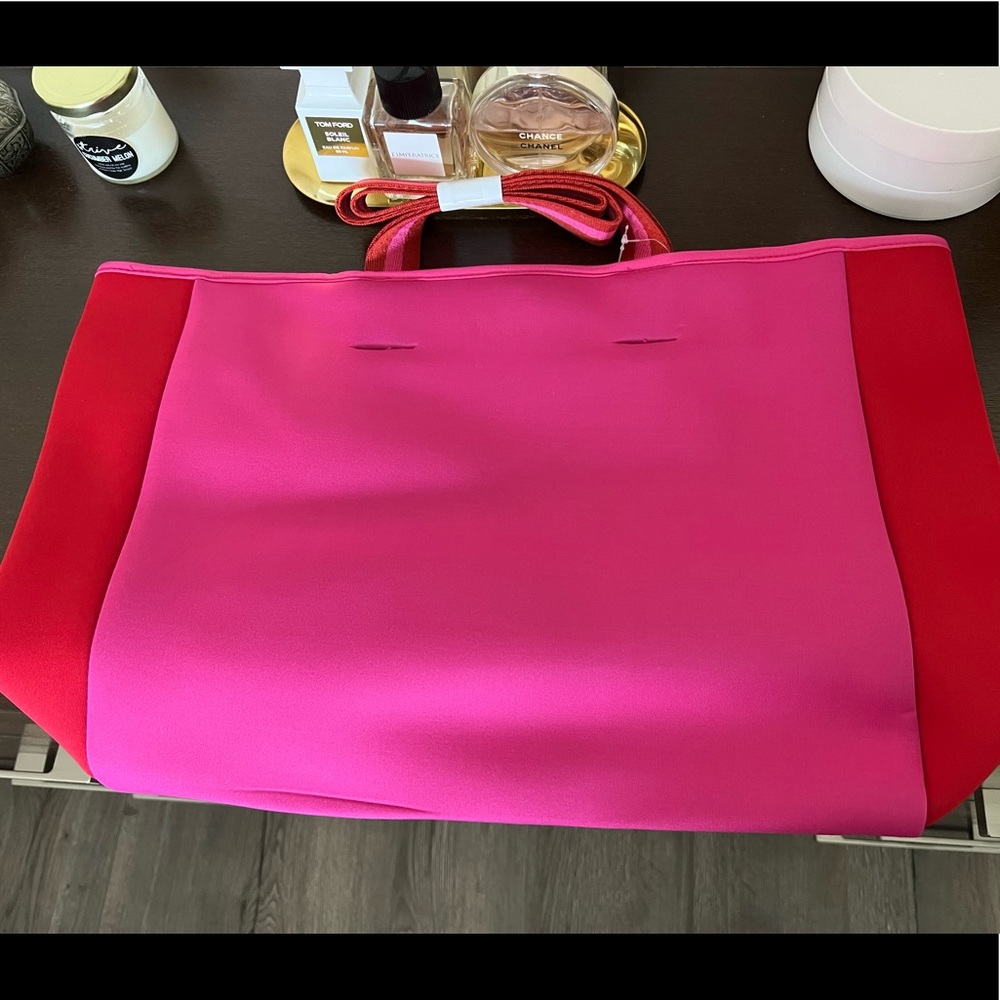 SUMMERSALT NEOPRENE TOTE BAG